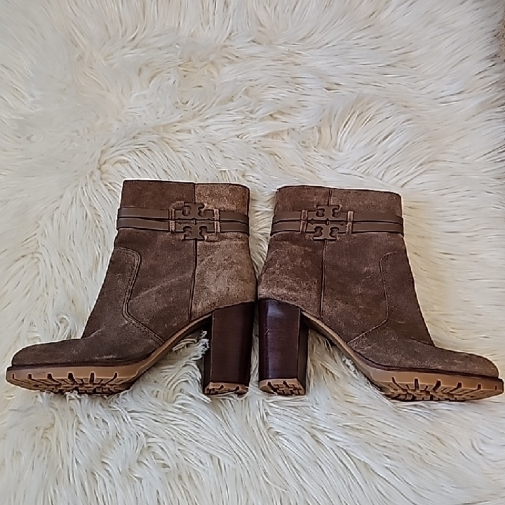 Brown Ankle Boots with Chunky Heel and Suede Material TORY BURCH